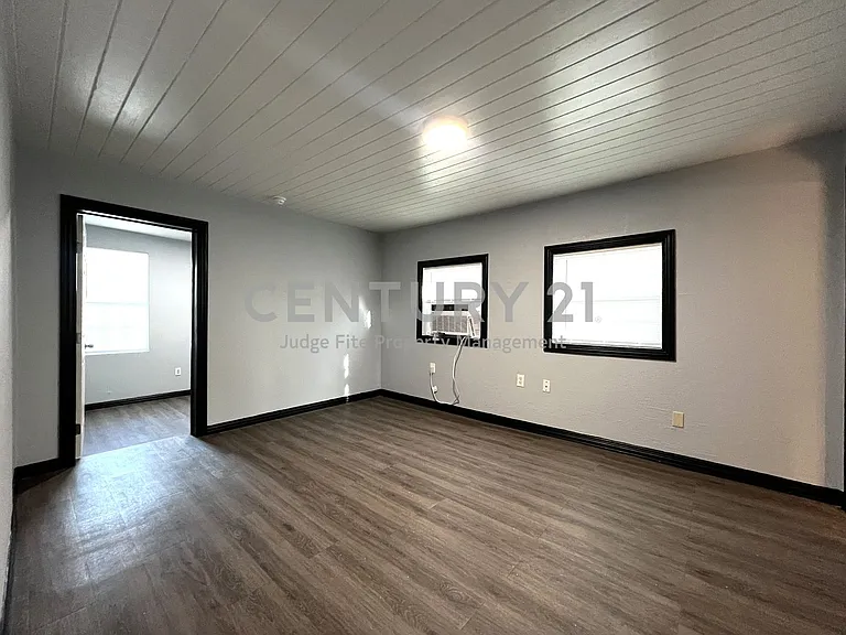 5205 Calloway St #B — Photo 8