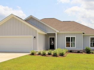 119 Magnolia Farms Dr, Lucedale, MS 39452