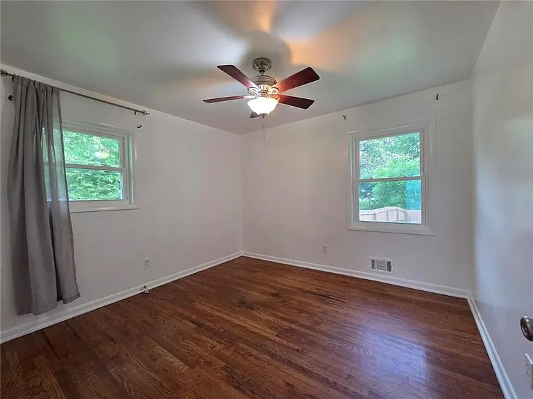 762 Lancelot Dr — Photo 11