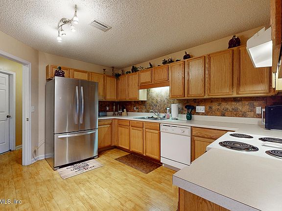 5th image of 6740 NEWGATE Circle E
