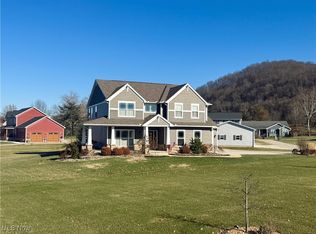 42 Mallard Ln, Saint Marys, WV 26170