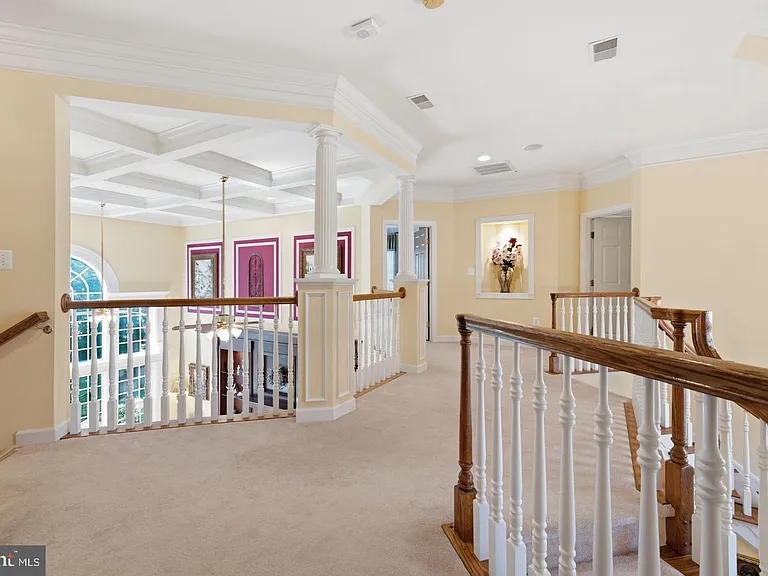 14140 Seneca Rd — Photo 65