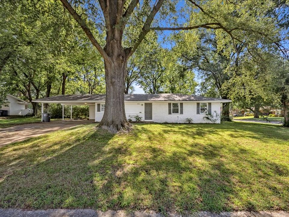 2nd image of 3804 Charles Dr