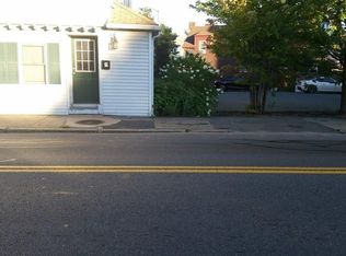 81 Cabot St APT 1F, Beverly, MA 01915