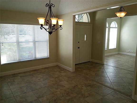 4th image of 223 Silk Bay Pl