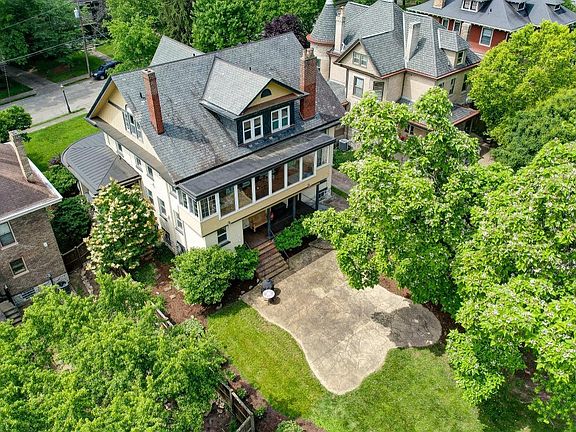 2nd image of 216 Greendale Ave
