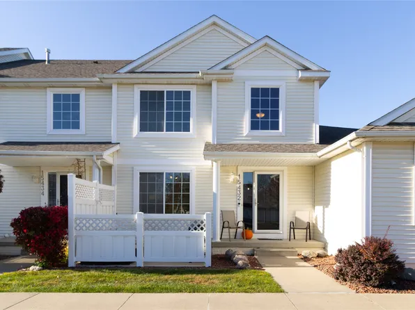 15432 Walnut Hills Dr, Urbandale, IA 50323