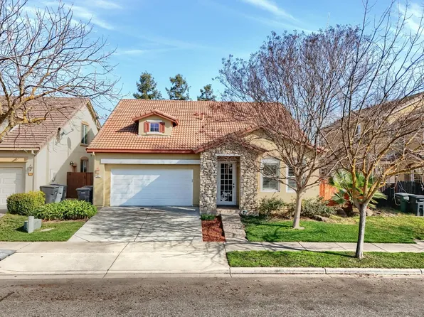 561 Branding Iron St, Oakdale, CA 95361