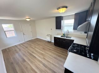 Highly updated and private Cottage. No shared walls!, Los Angeles, CA 90033