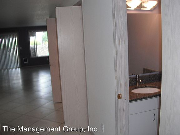 3rd image of 5301 Plomondon St APT 6A