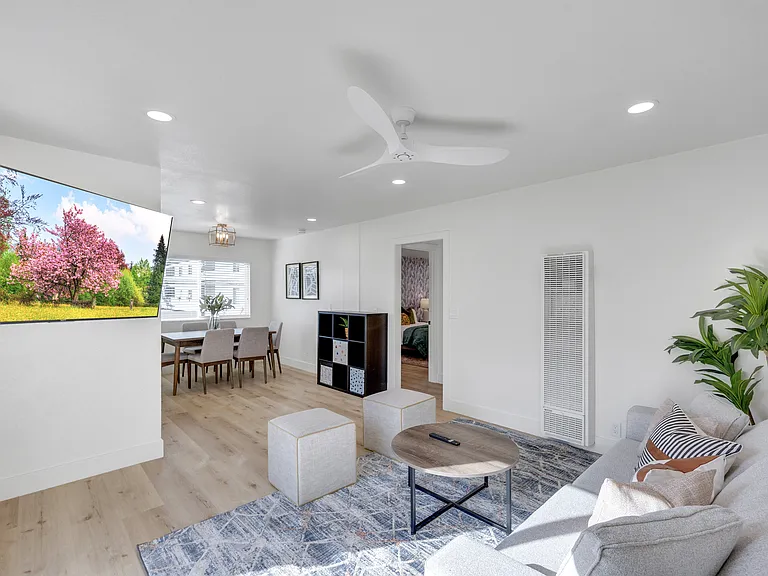1075 Molino Ave #3 — Photo 35