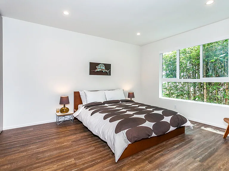 938 N San Vicente Blvd #13 — Photo 12