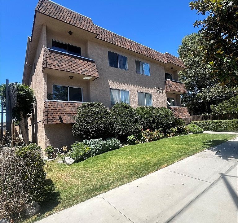 1st image of 14307 Roscoe Blvd Unit 103