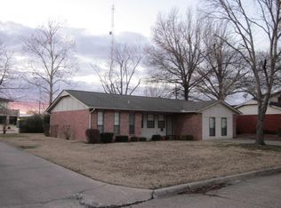 297 Sunset Dr, Vinita, OK 74301