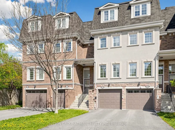 435 Hensall Cir #71, Mississauga, ON L5A 4P1