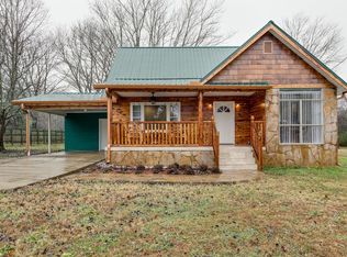 208 S Walnut St, Hohenwald, TN 38462