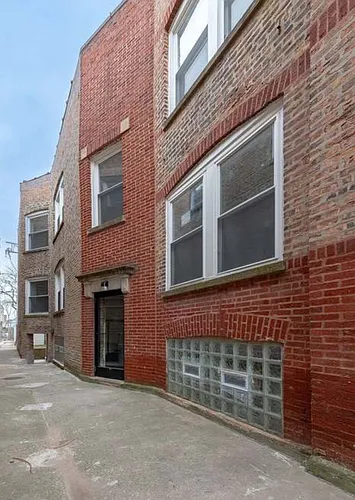 6335 S Elizabeth St Photo 1