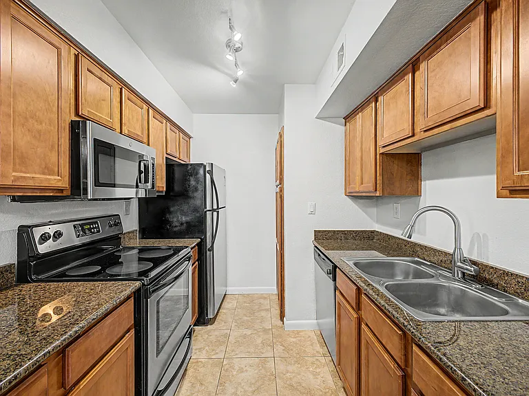 5995 N 78th St #2012 — Photo 4