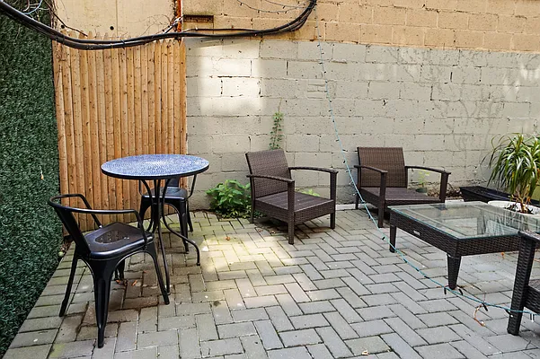 Rented by Compass | media 23