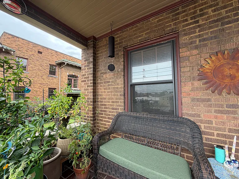 1400 Duncan Ave #15 — Photo 22