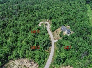 19A-11 Moose Brook Ln, Hancock, NH 03449