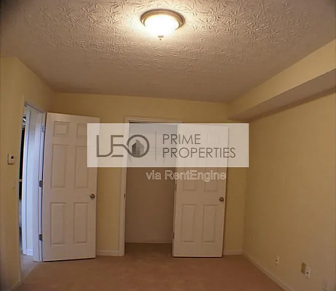 3168 Meadow Point Dr — Photo 11