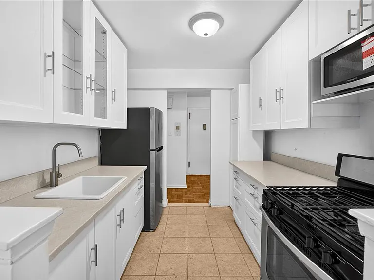 37-30 73rd St #1D — Photo 10