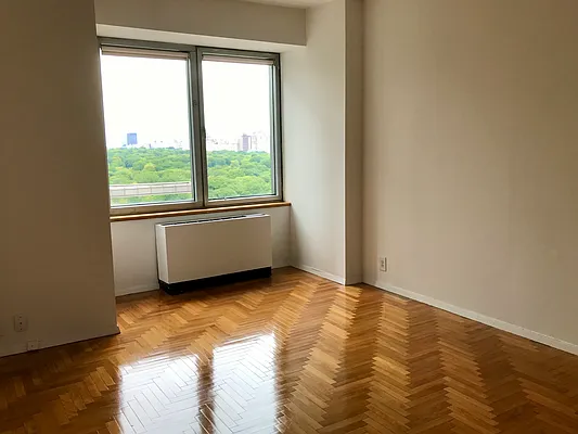 Rented by Brown Harris Stevens | media 9