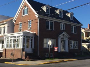 700 W Water St, Shamokin, PA 17872