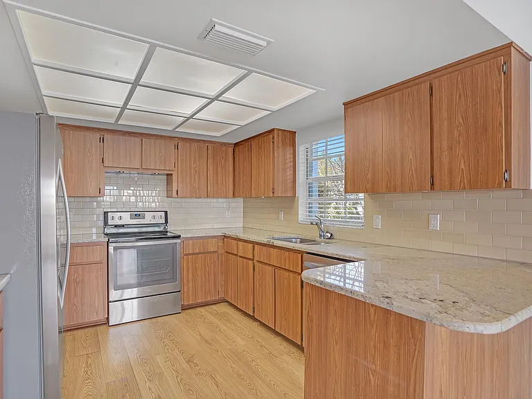 7845 Boca Ciega Dr #A — Photo 22
