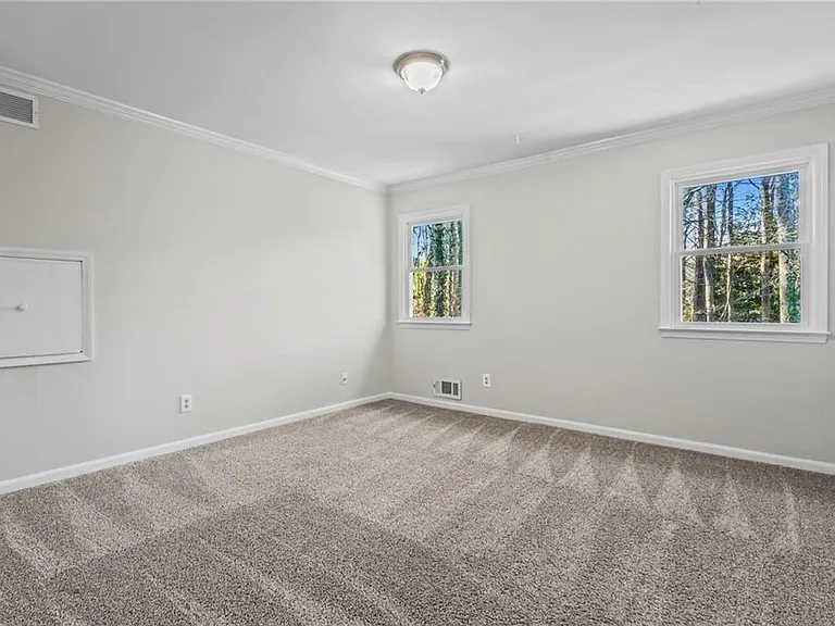 1106 Aurora Ct — Photo 23