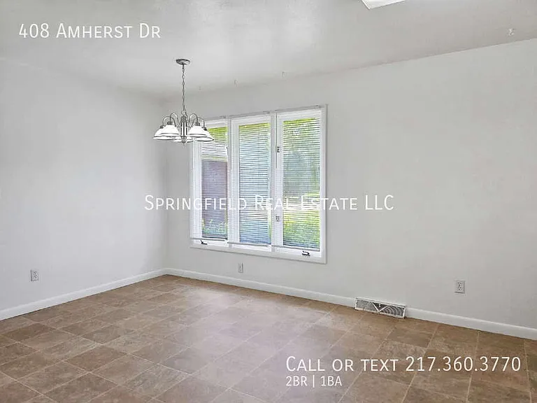 408 Amherst Dr — Photo 29