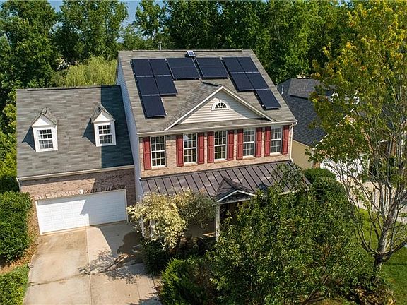 3rd image of 1044 Glen Laurel Dr