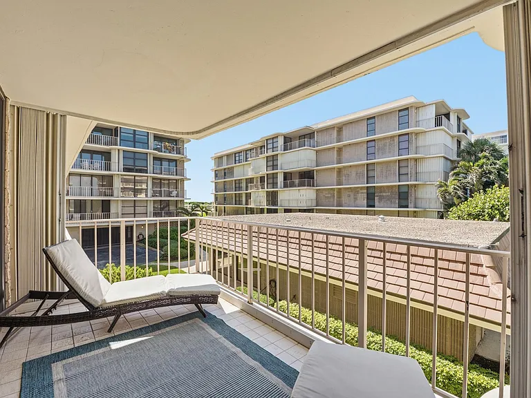3200 S Ocean Blvd #D203 — Photo 37