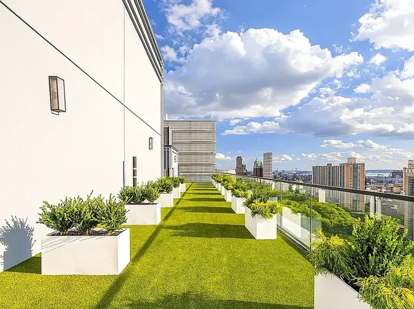 69 Adams Street image 14 of 17