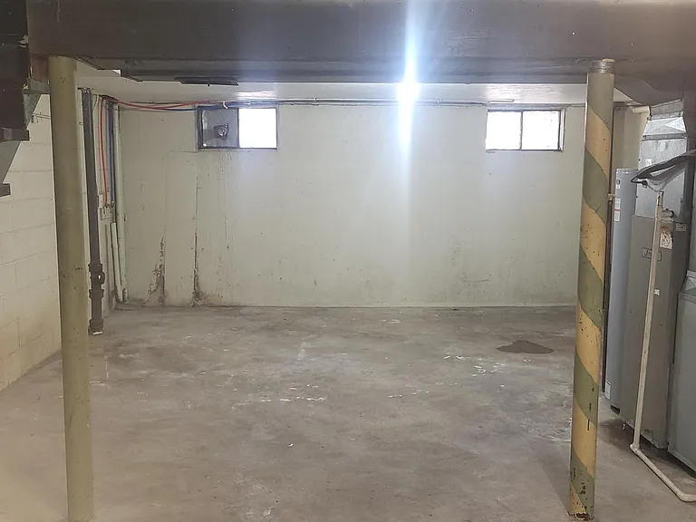 5033 Wabash Pl — Photo 8