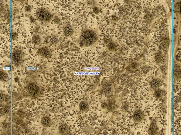 258 Avenue X, Llano, CA 93544