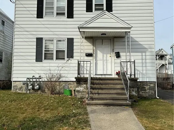 229-231 Horace Street, Bridgeport, CT 06610