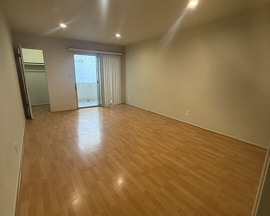 5th image of 1166 Amherst Ave APT 6