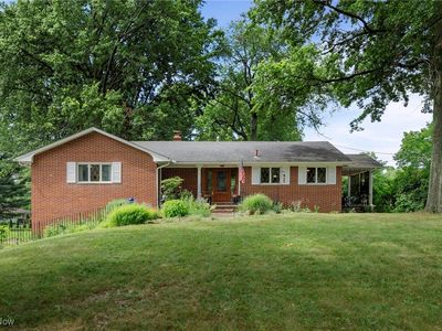 903 E Robinson Ave, Barberton, OH, 44203