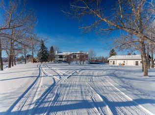 434205 32nd St E, Foothills County, AB T1S7B7