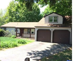 92 Prospect St, Colchester, CT 06415