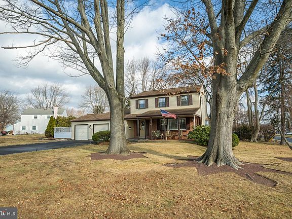 2nd image of 516 Winchester Rd