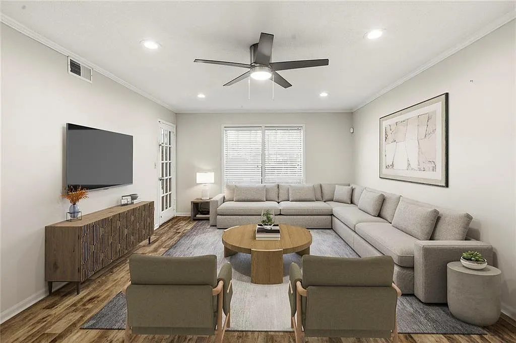 3 bed, 2.0 bath, $1,950 — Photo 3