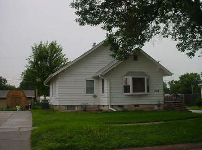 2nd image of 2618 W 5th St