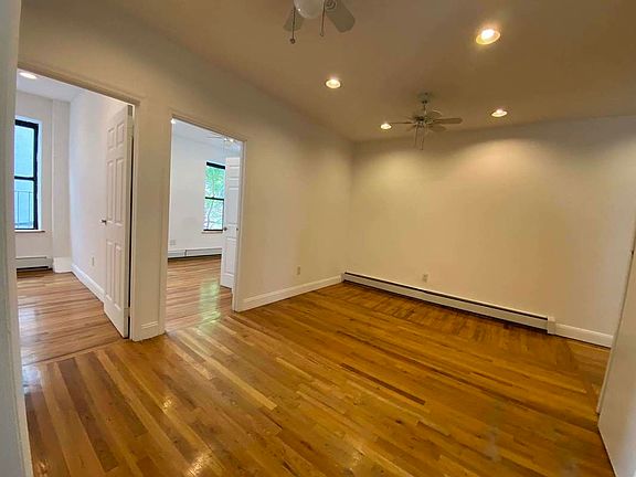 2nd image of 113 W 106th St APT 1b
