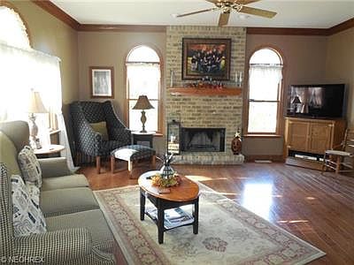 3rd image of 72 Willow Way