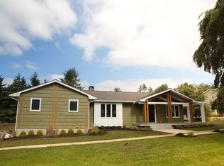 7 Robin Rd, Holmdel, NJ 07733