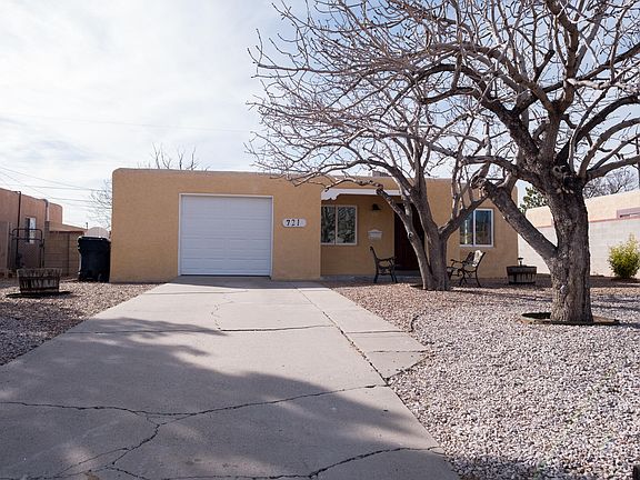 3rd image of 721 La Veta Dr NE
