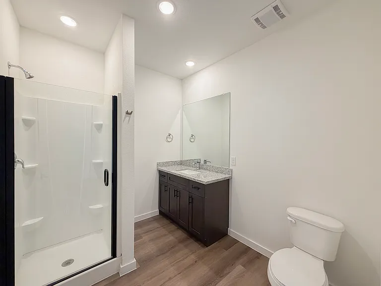 Beyond The Bend Apartments — Photo 56